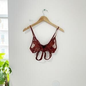 NEW Urban Outfitters Red Lace Bralette Size Medium